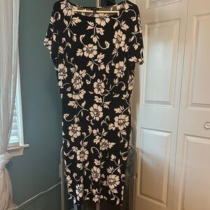 Ann Taylor Factory Floral Black and White Dress